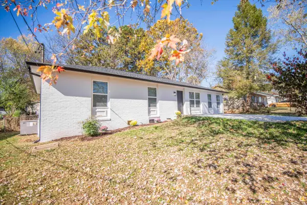 1021 Ruskin Drive, Knoxville, TN 37923