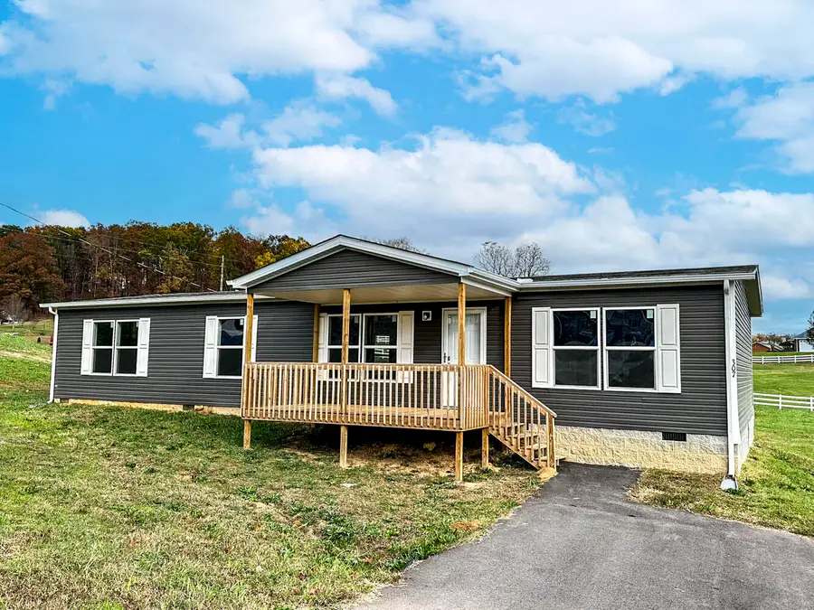 307 Bungalow Drive, Dandridge, TN 37725 - Image #3