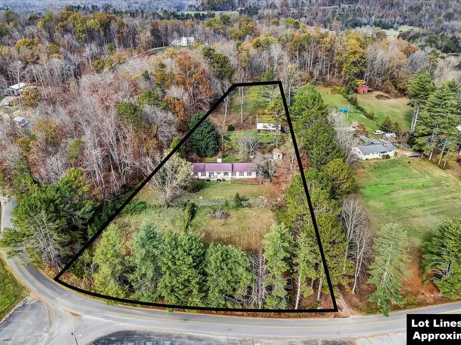 128 Shephards Chapel Road, Rogersville, TN 37857 - Image #2