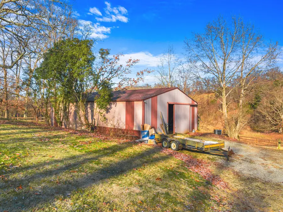 742 Chestnut Grove Road, Dandridge, TN 37725 - Image #3