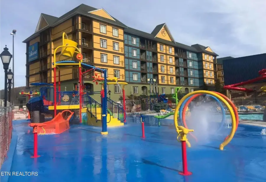 225 Collier Dr Unit 2405, Sevierville, TN 37862 - Image #2