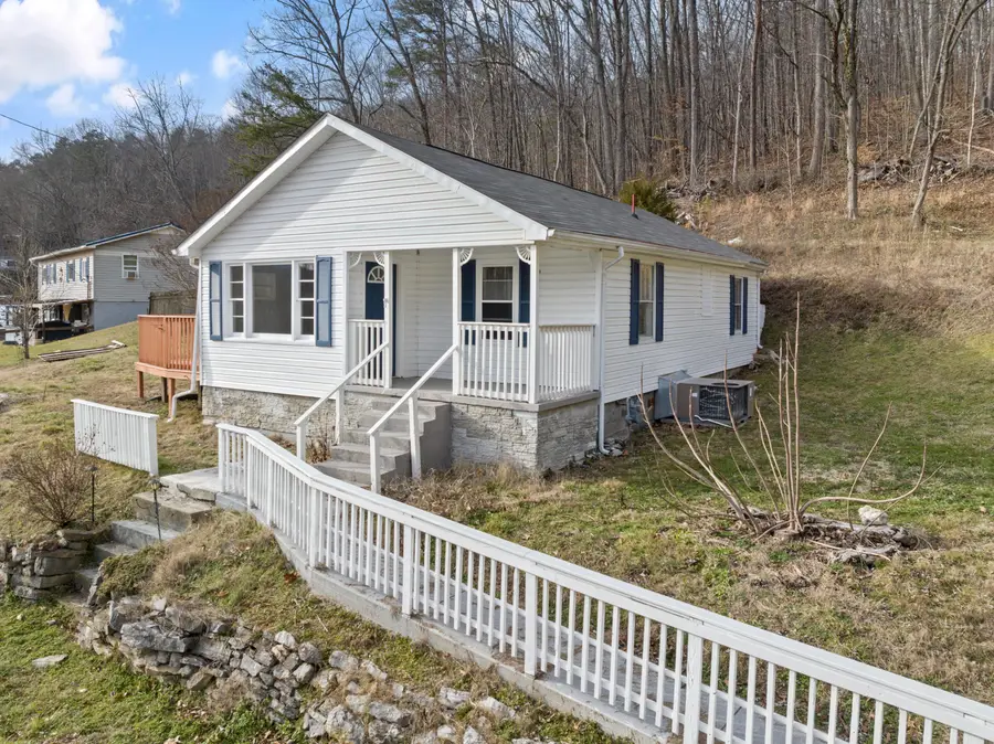 1501 Cherry Bottom Road, Caryville, TN 37714 - Image #2