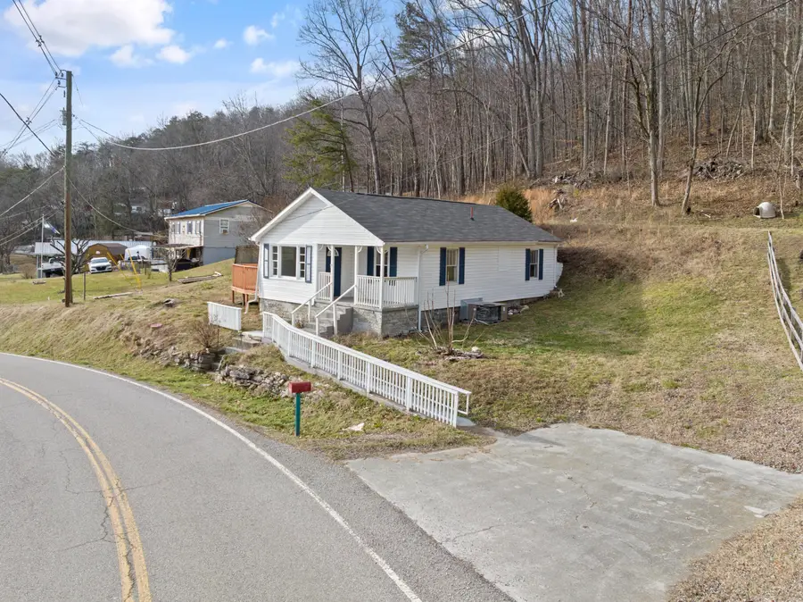 1501 Cherry Bottom Road, Caryville, TN 37714 - Image #3