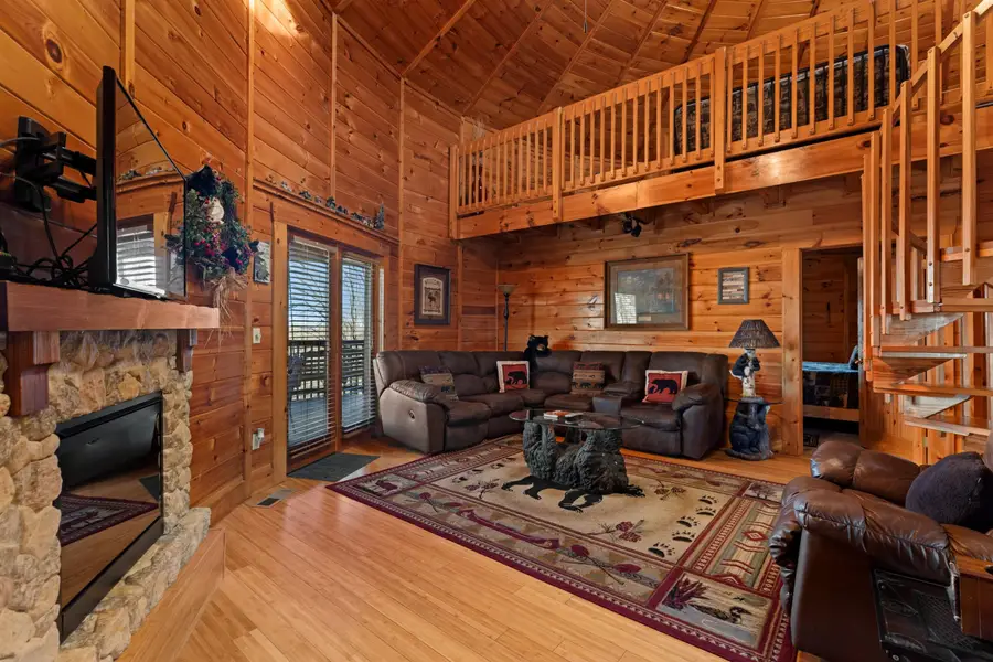 1088 Towering Oaks Drive Drive, Sevierville, TN 37876 - Image #3