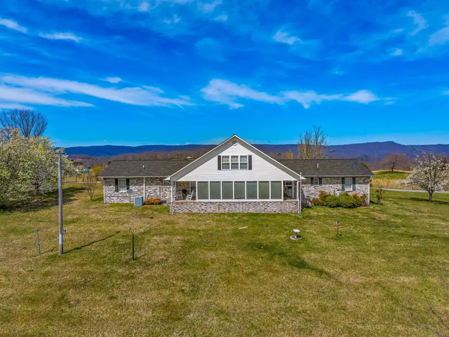 540 Hurley Drive, Sneedville, TN 37869 - Image #3