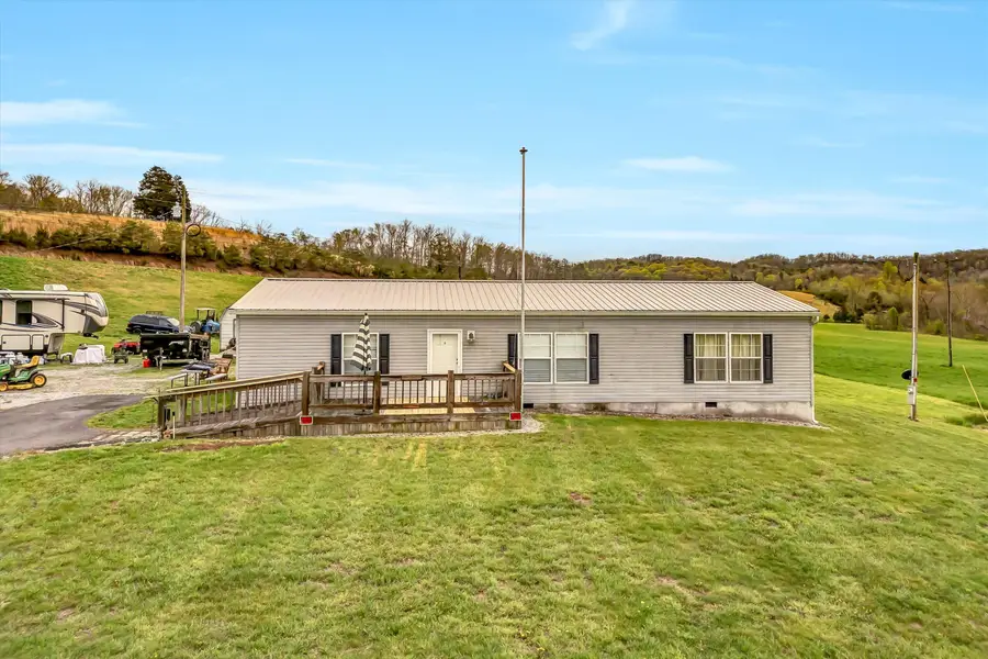6235 Tazewell Hwy Highway, Sneedville, TN 37869 - Image #3