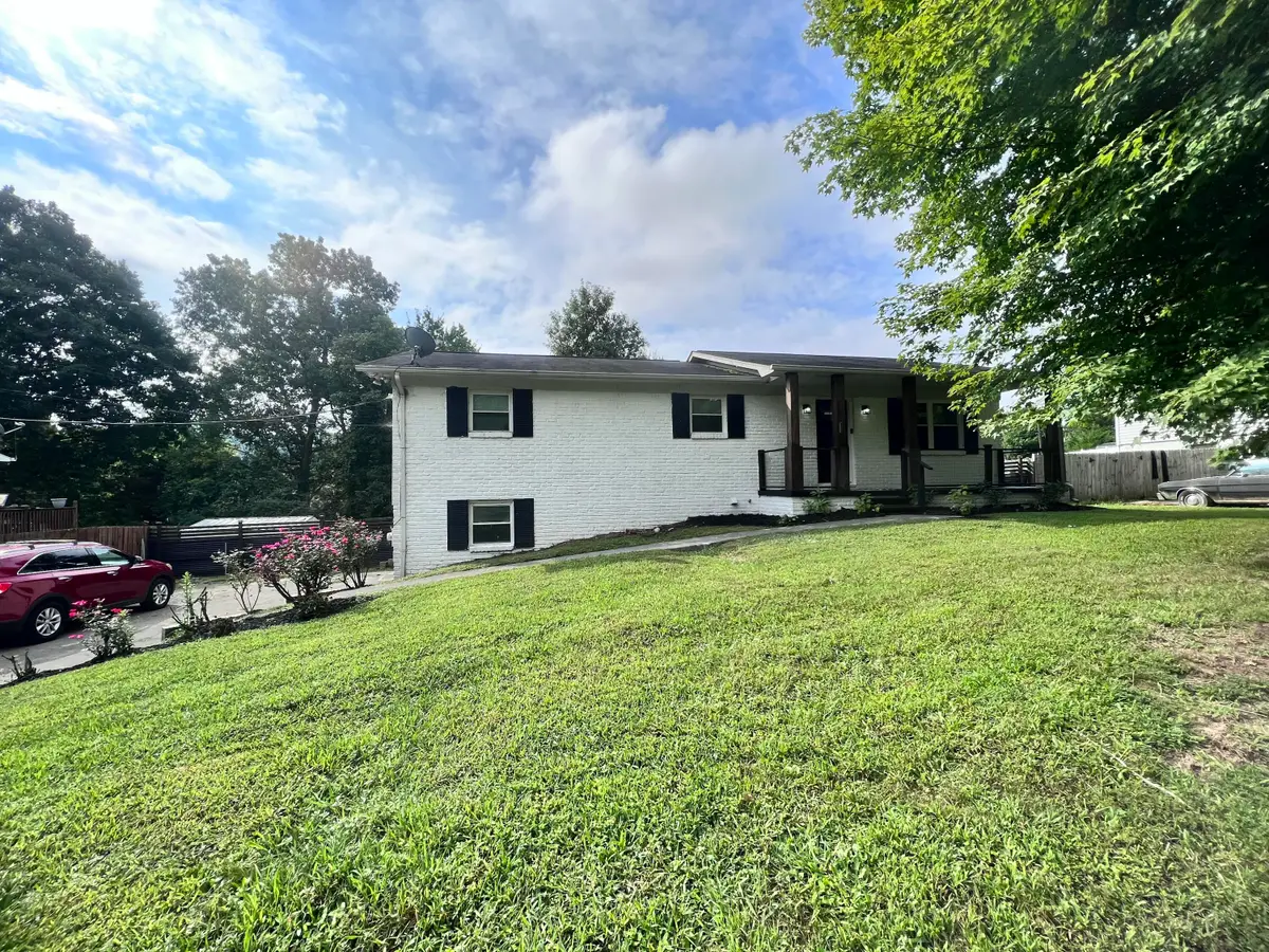 2928 Mynatt Road, Knoxville, TN 37918 - Image #1