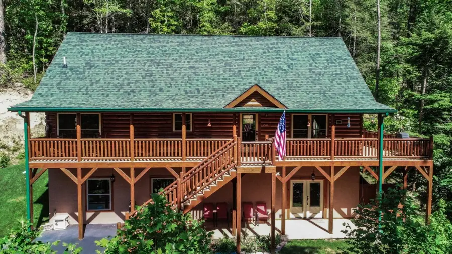 718 Rocky Flats Rd, Cosby, TN 37722 - Image #3