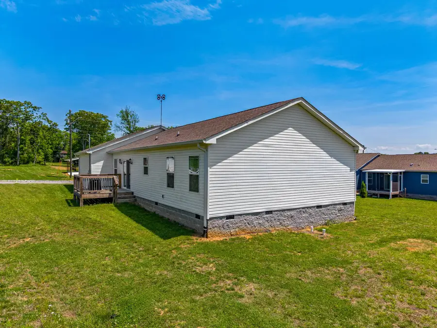 323 Garden Lane, Dandridge, TN 37725 - Image #3