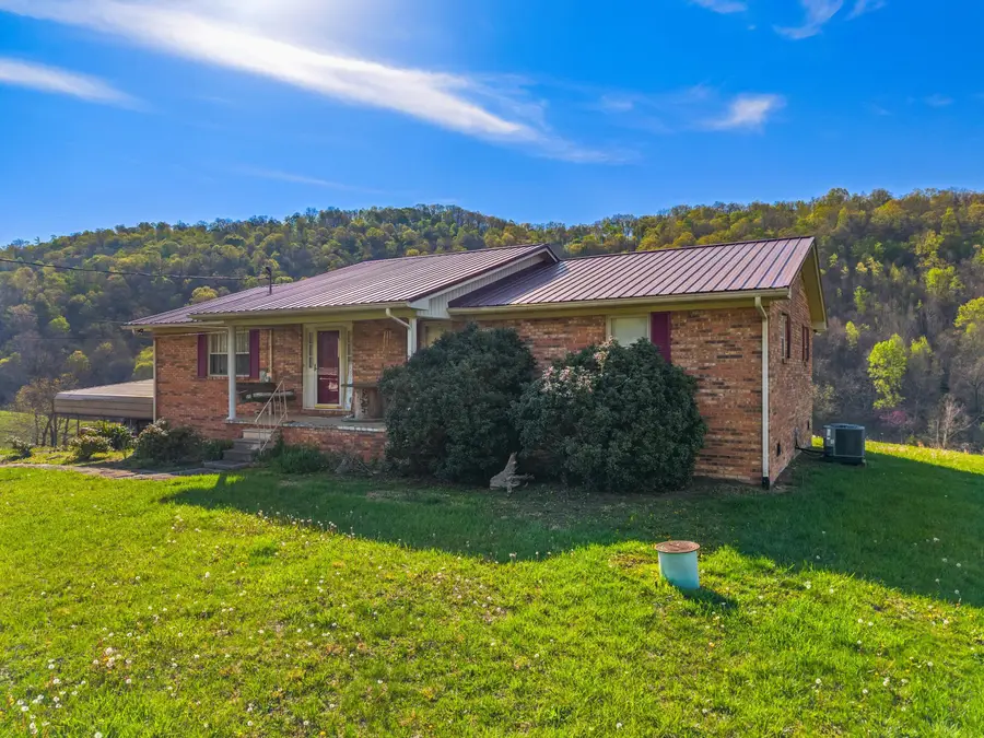 3003 Cantwell Valley Road, Sneedville, TN 37869 - Image #2