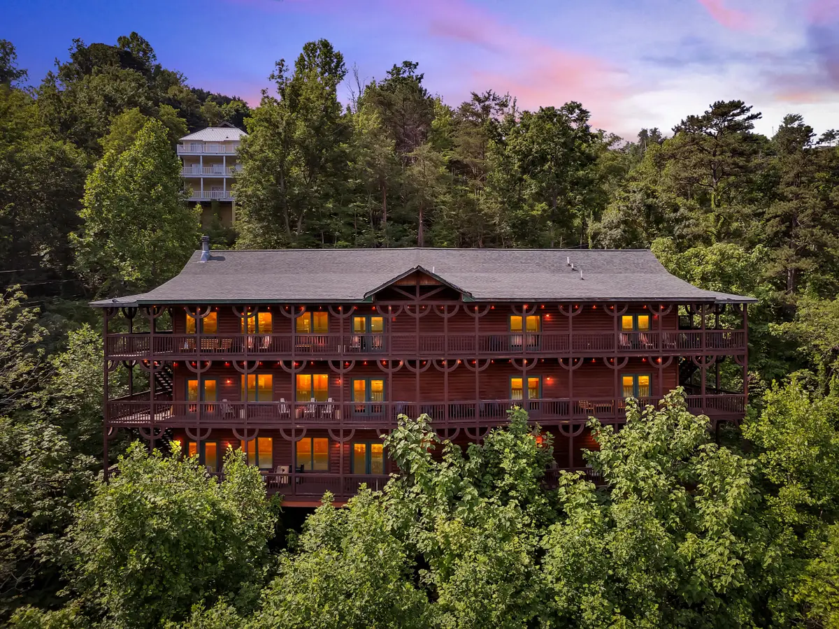 365 Smoky View Road, Gatlinburg, TN 37738 - Image #1