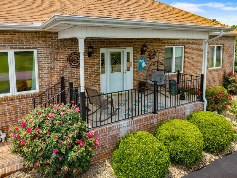 446 Gaut Road, Dandridge, TN 37725 - Image #2