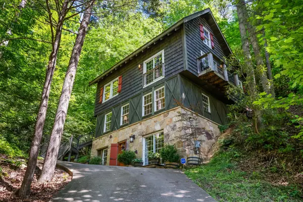 345 Gatlin Drive, Gatlinburg, TN 37738