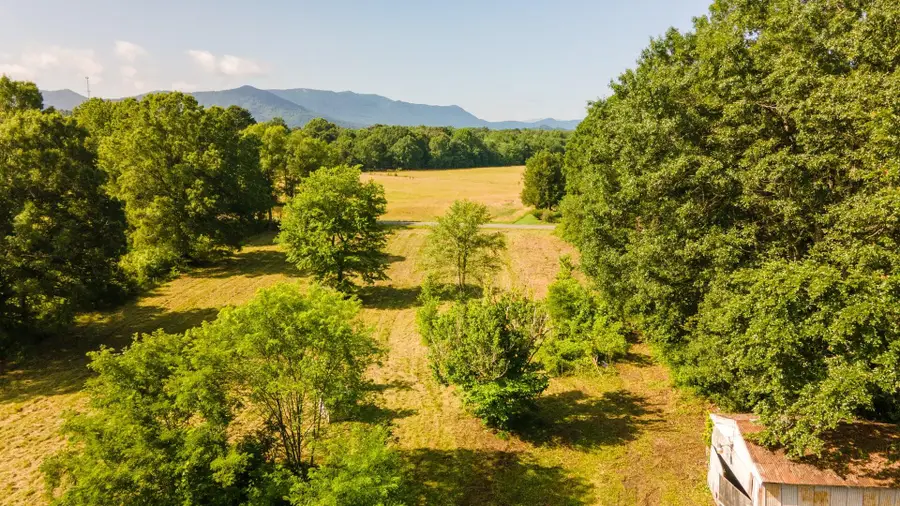 2457 E Hwy 25-70, Dandridge, TN 37725 - Image #2