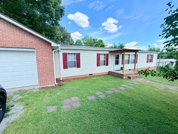 4548 Cherokee Drive, Strawberry Plains, TN 37871