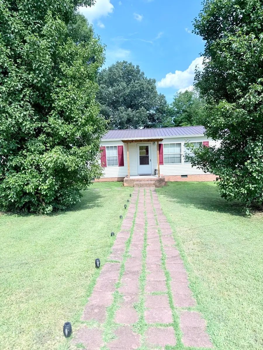 4548 Cherokee Drive, Strawberry Plains, TN 37871 - Image #2