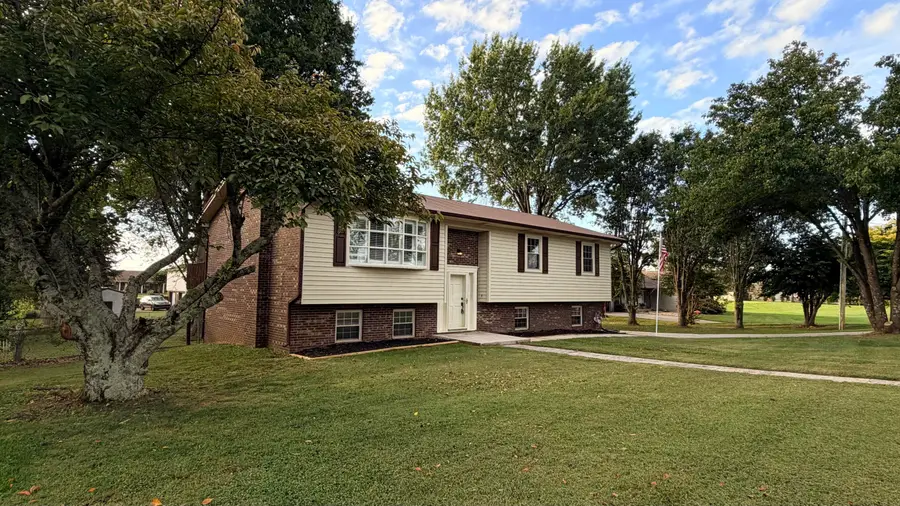 7037 Maxwell Terrace, Talbott, TN 37877 - Image #2