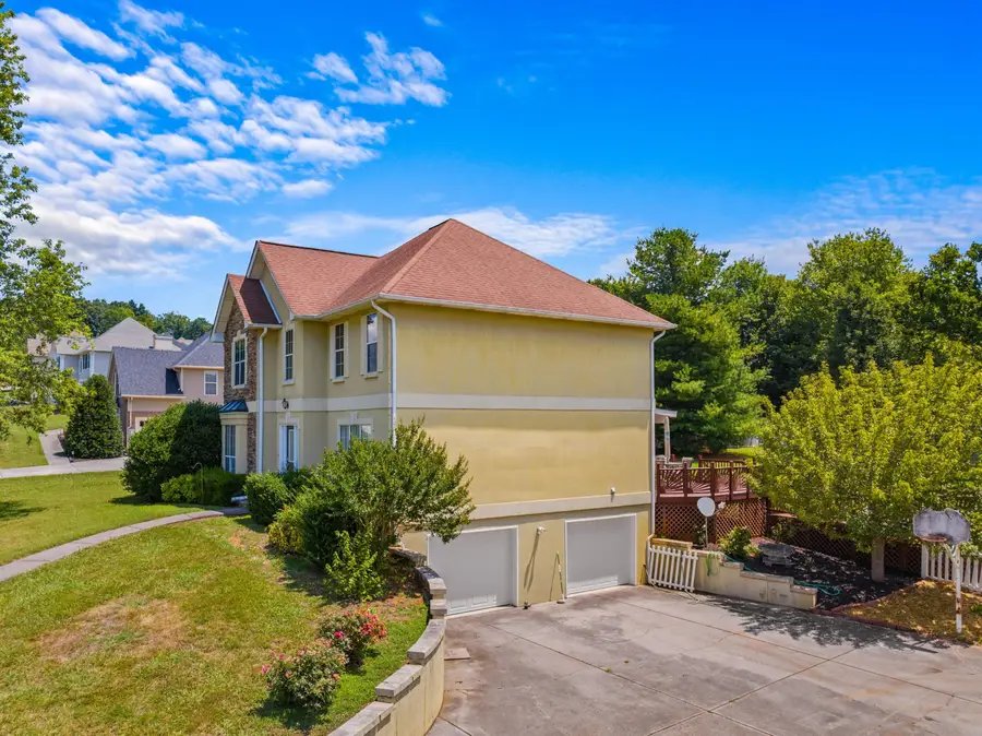 1074 Hickory View Drive, Morristown, TN 37814 - Image #3