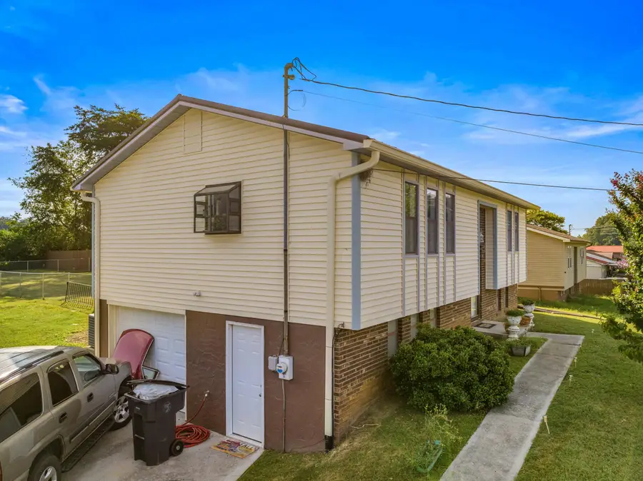 2205 Kingswood Drive, Morristown, TN 37813 - Image #2