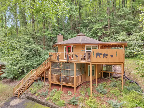 1157 Villa Lane, Gatlinburg, TN 37738