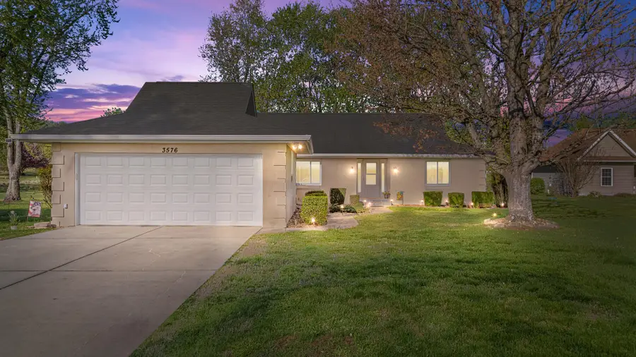 3576 E Atherton Lane, Baneberry, TN 37890 - Image #2