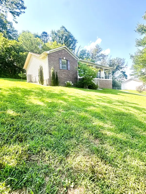 1708 Boardwalk Circle, Morristown, TN 37814