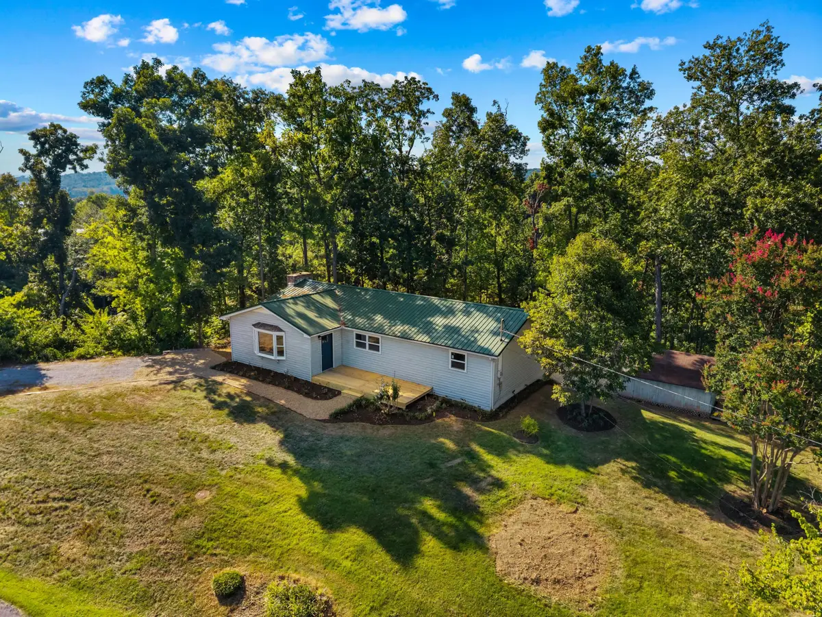 1928 Bouldercrest Drive, Dandridge, TN 37725 - Image #1