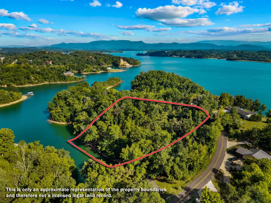 1928 Bouldercrest Drive, Dandridge, TN 37725 - Image #2