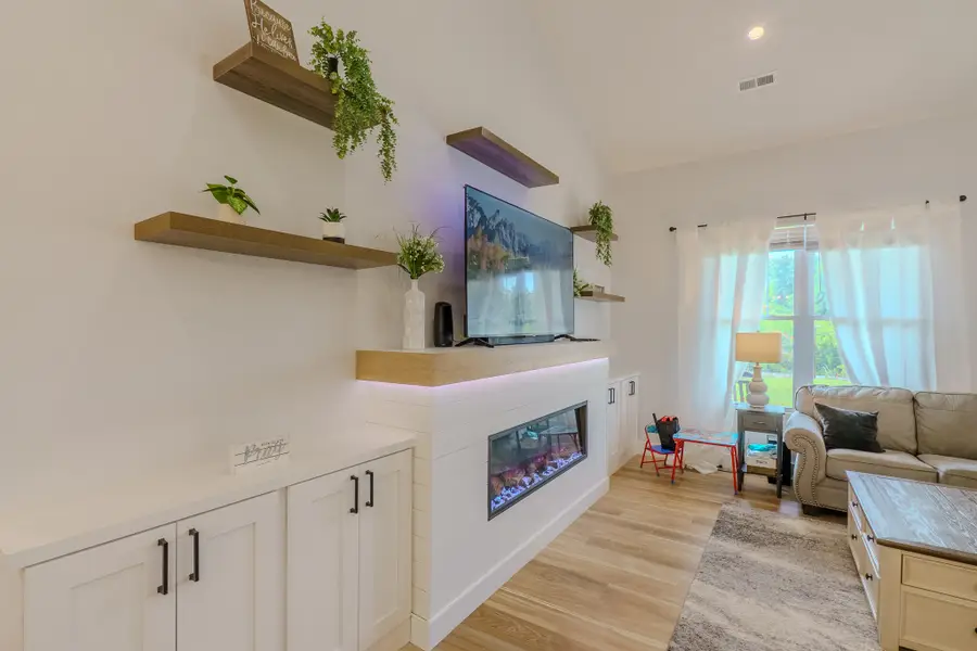 1863 Chapman Highway, Sevierville, TN 37876 - Image #3