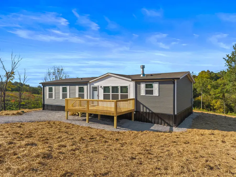 7194 Mountain Valley Rd Road, Whitesburg, TN 37891 - Image #3