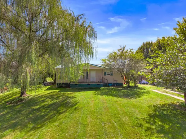 2105 New Corinth Road, Rutledge, TN 37861