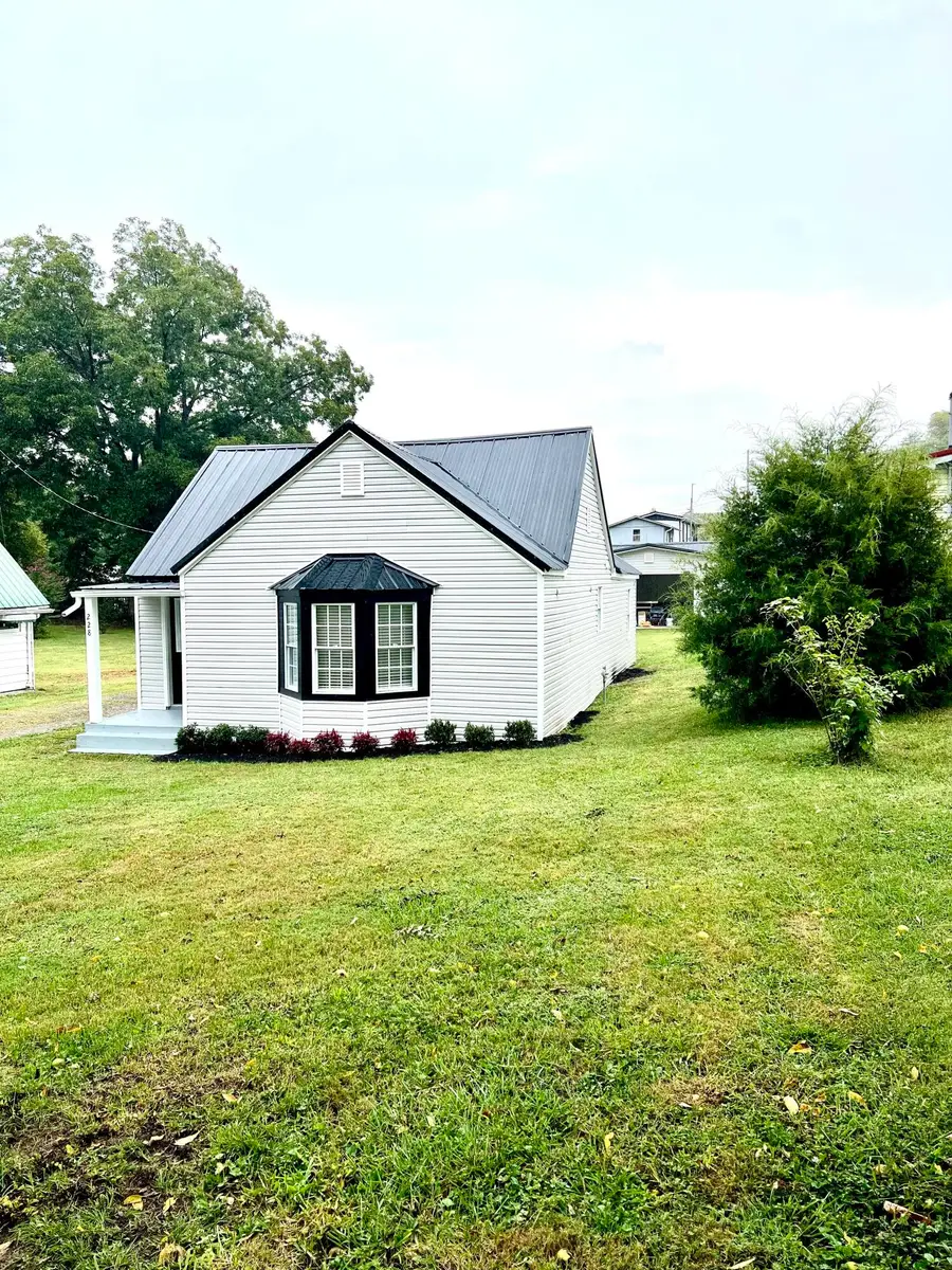 228 Melton Road, Newport, TN 37821 - Image #3