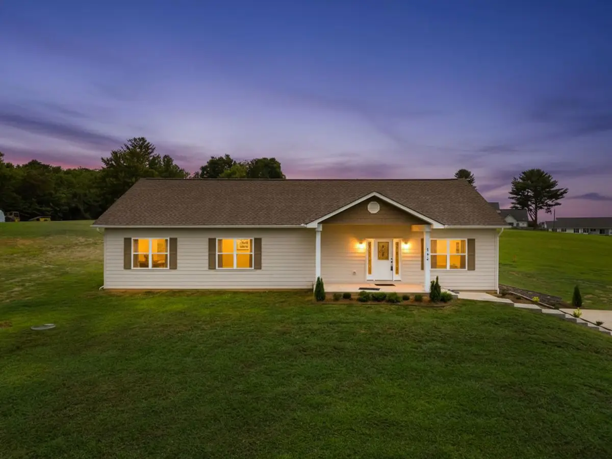 154 Peace Road, Newport, TN 37821 - Image #1