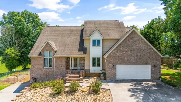 219 Sullivan, Dandridge, TN 37725