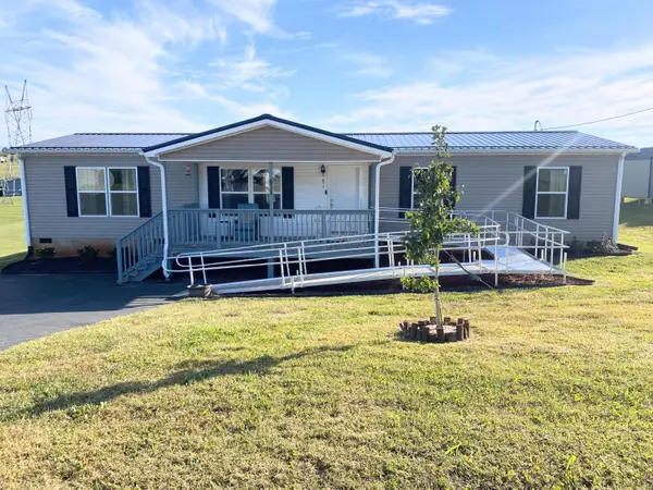 671 Towers Drive, Dandridge, TN 37725