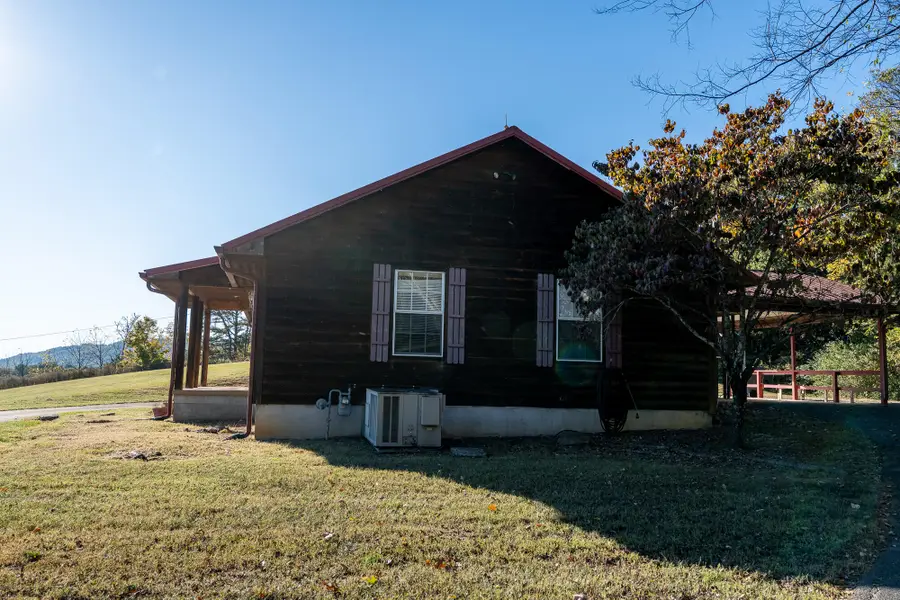 232 Highway 92 S, Dandridge, TN 37725 - Image #3