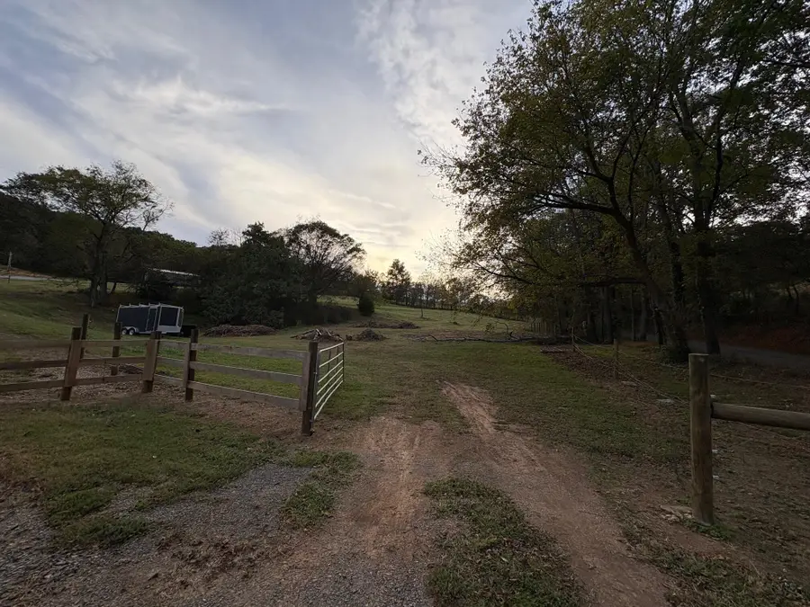 880 Gray Rd Road, Rutledge, TN 37861 - Image #3