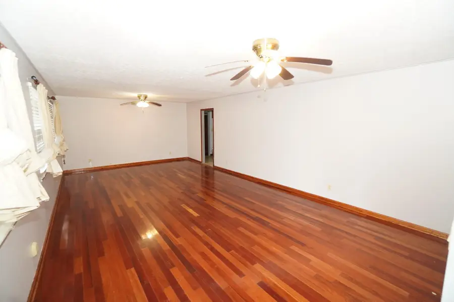 564 Whippoorwill Drive, Talbott, TN 37877 - Image #3