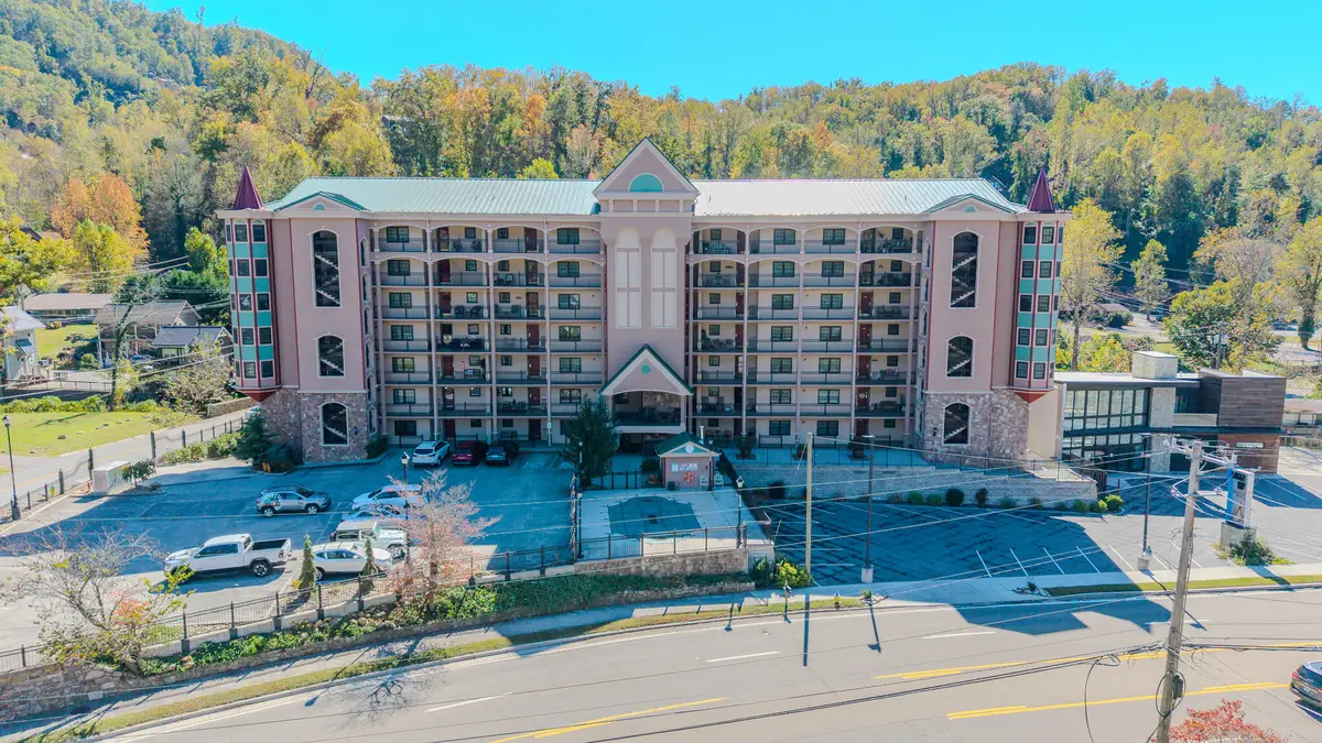 210 Roaring Fork #602, Gatlinburg, TN 37738 - Image #1