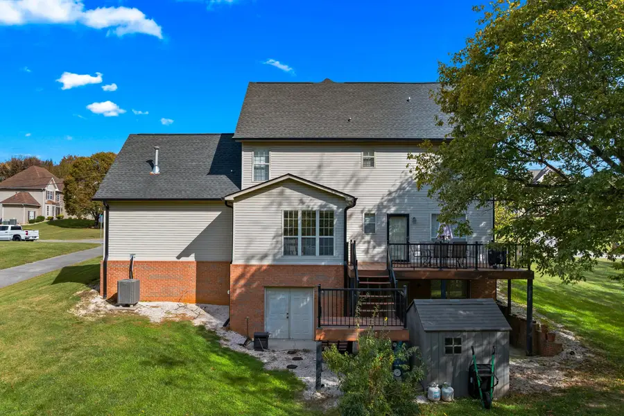 1025 Hickory View Drive, Morristown, TN 37814 - Image #3