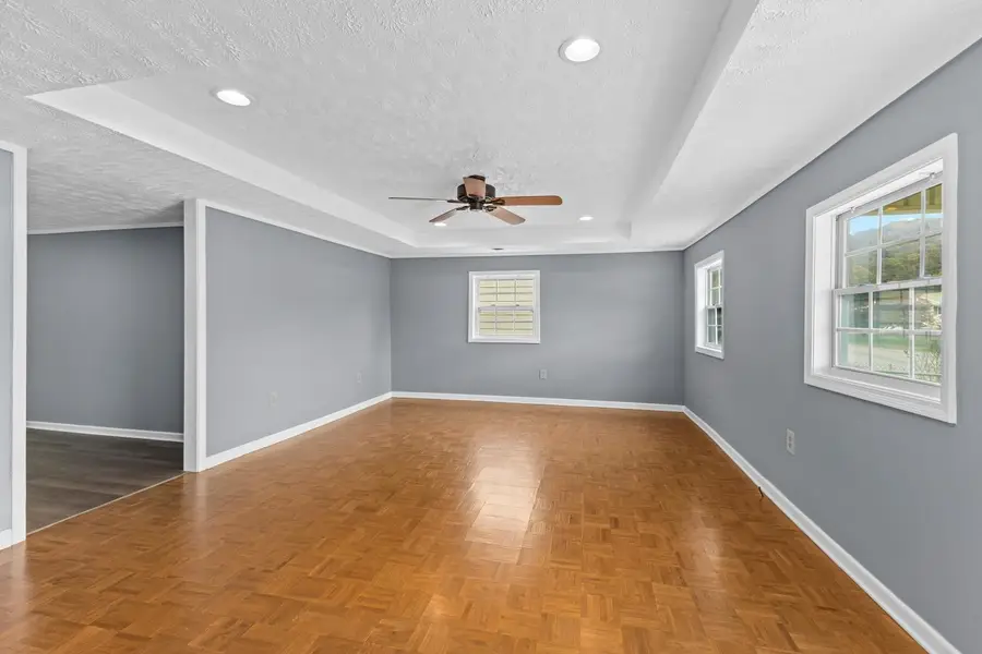 3126 Blackburn Ave Avenue, Kingsport, TN 37660 - #3