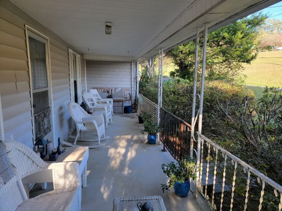 4066 Lakeshore Drive Drive, Bean Station, TN 37708 - Image #2