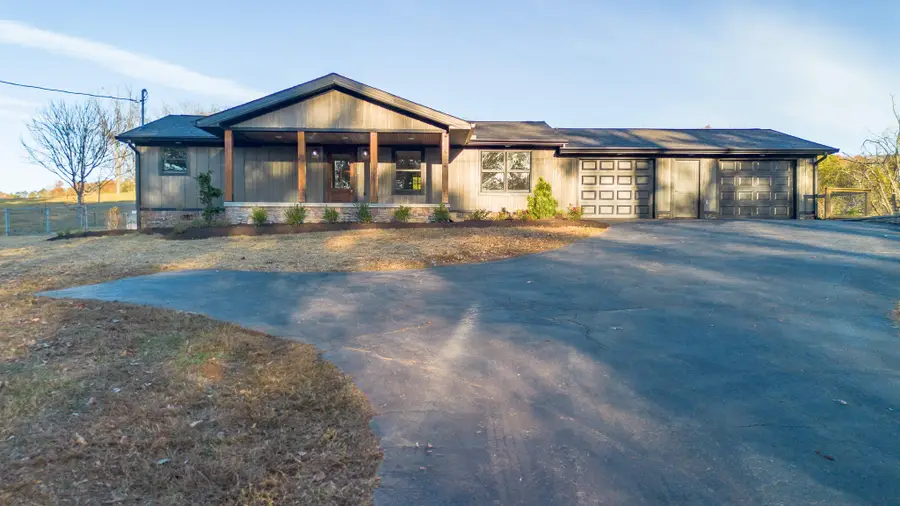 1437 Beacon Rd, Talbott, TN 37877 - Image #3