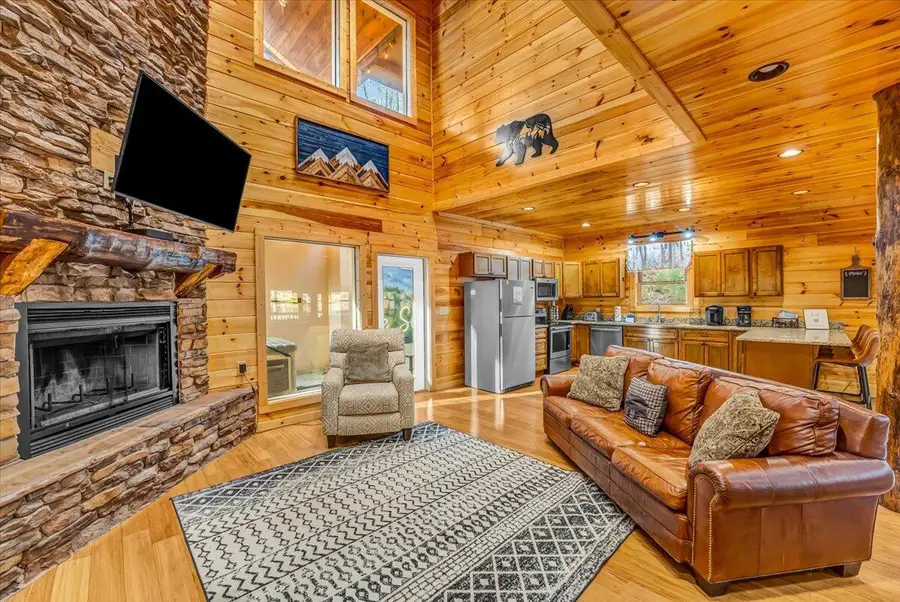 2740 Mountain View Circle, Sevierville, TN 37862 - #2