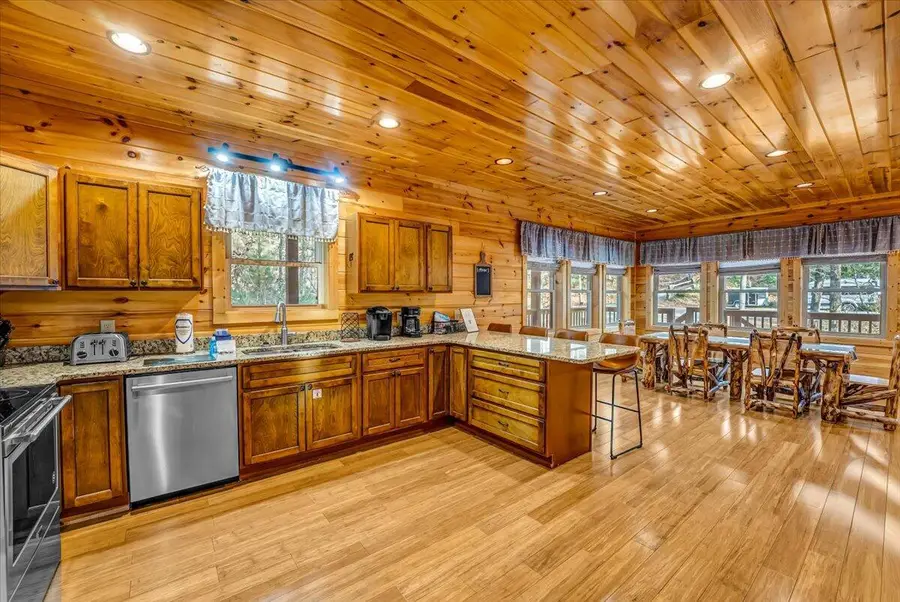 2740 Mountain View Circle, Sevierville, TN 37862 - #3