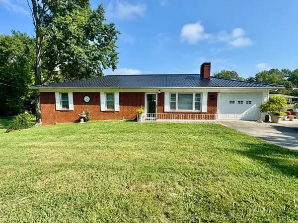 2691 Lakemoore Dr., Morristown, TN 37814