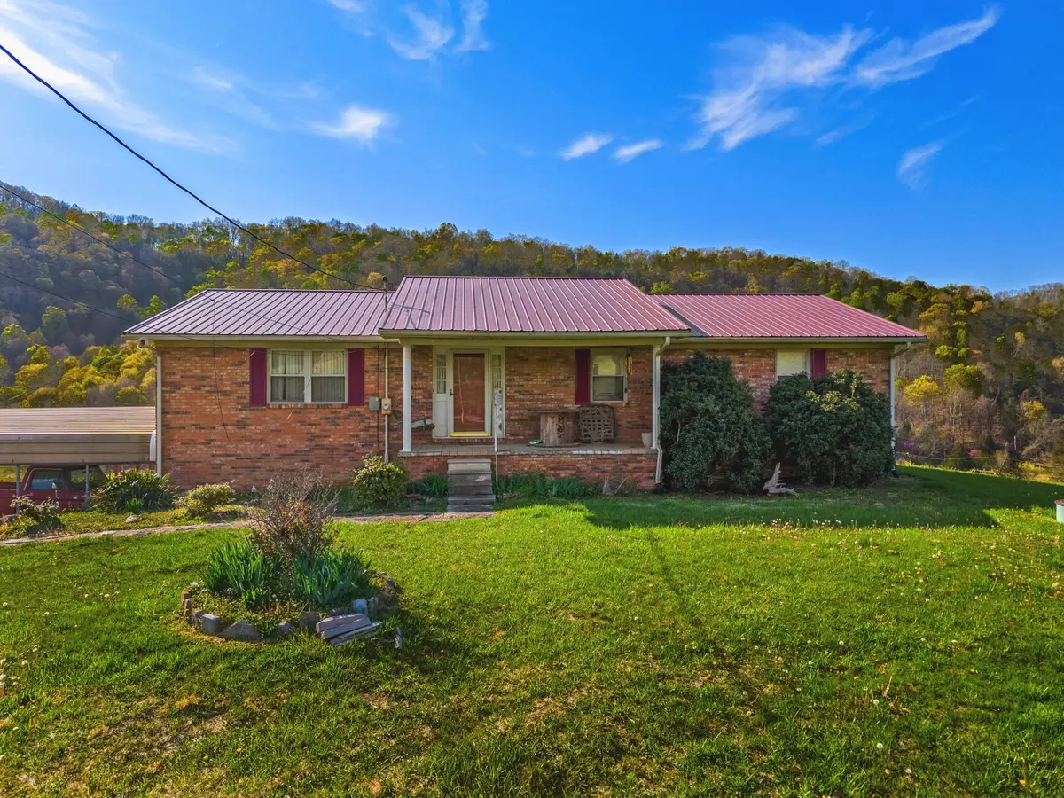 3003 Cantwell Valley Road, Sneedville, TN 37869 - #1