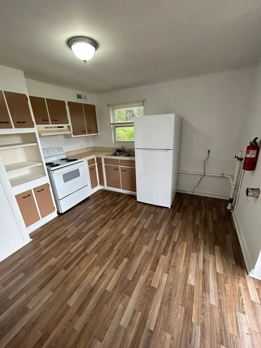 510 E Old Andrew Johnson Highway, Jefferson City, TN 37760 - Image #2