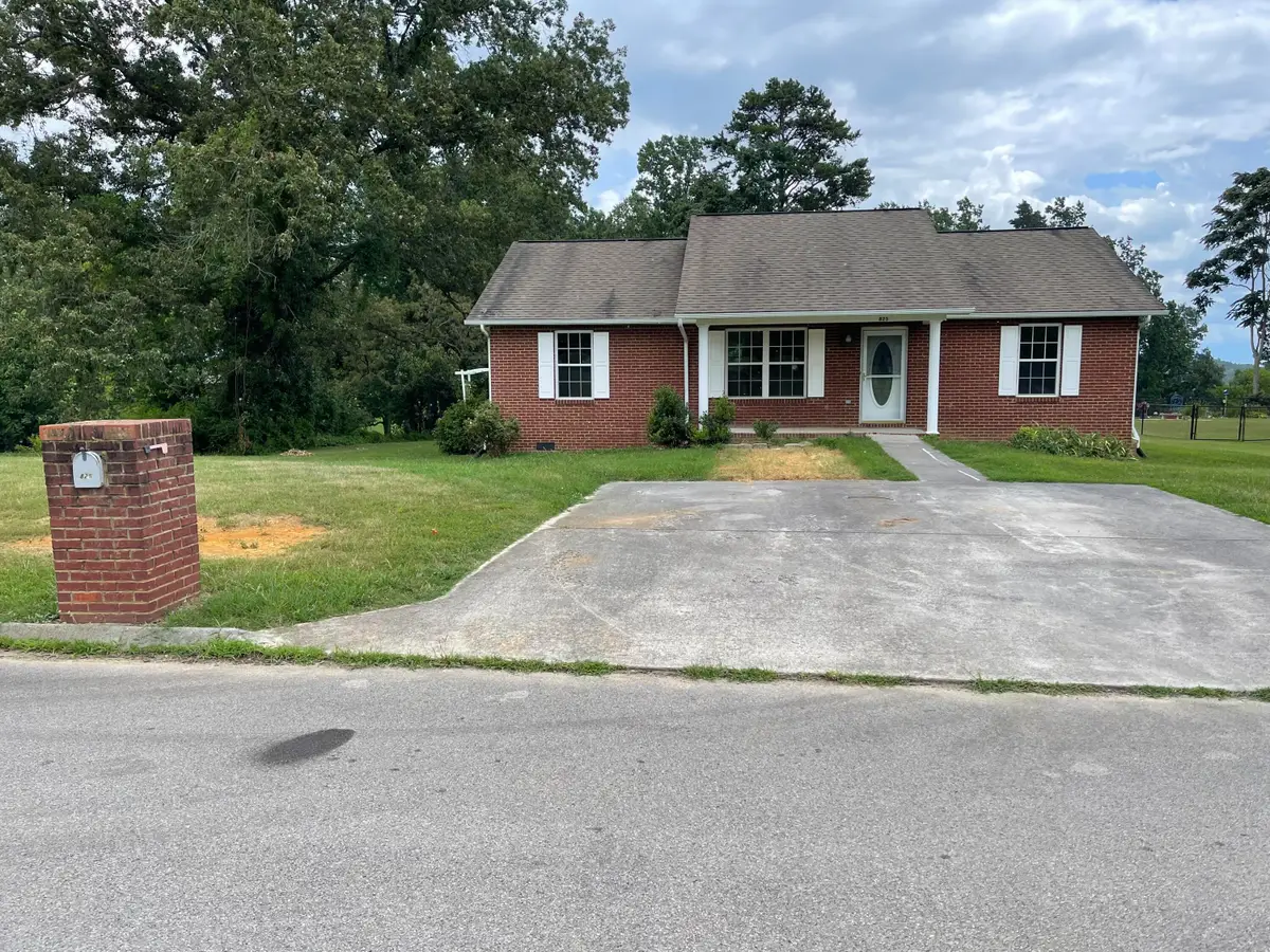 825 Quiet Oaks Way, Dandridge, TN 37725 - #1