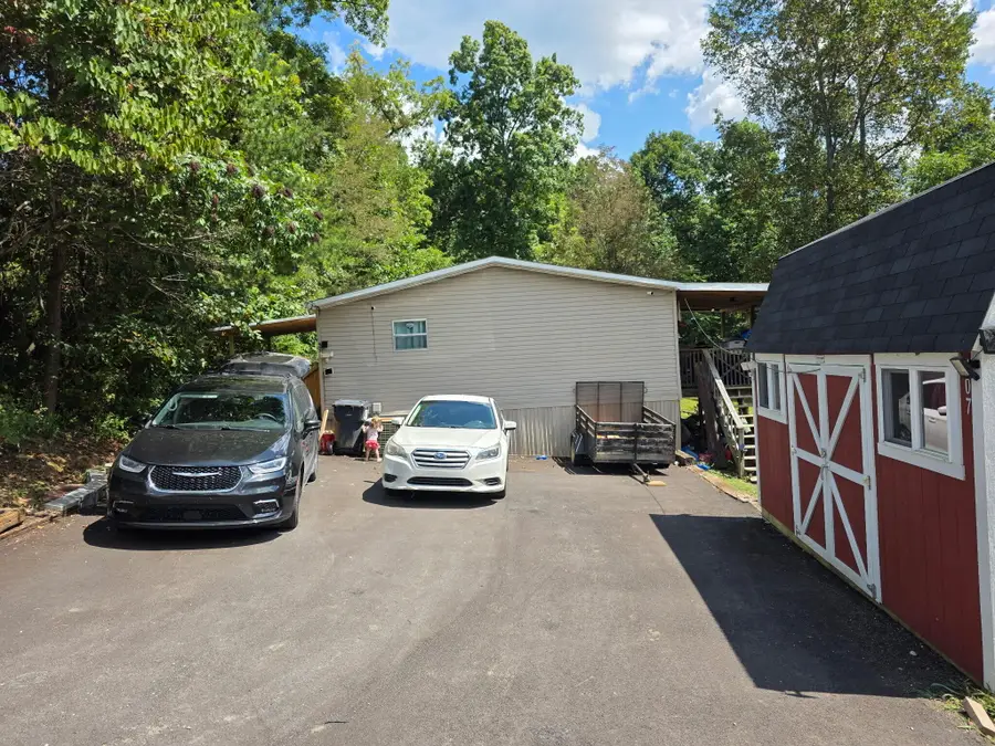 407 Serrento Lane, New Tazewell, TN 37825 - Image #3